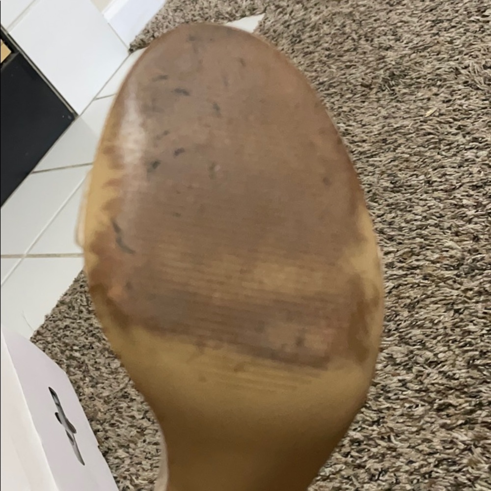 Heels - Picture 4 of 5